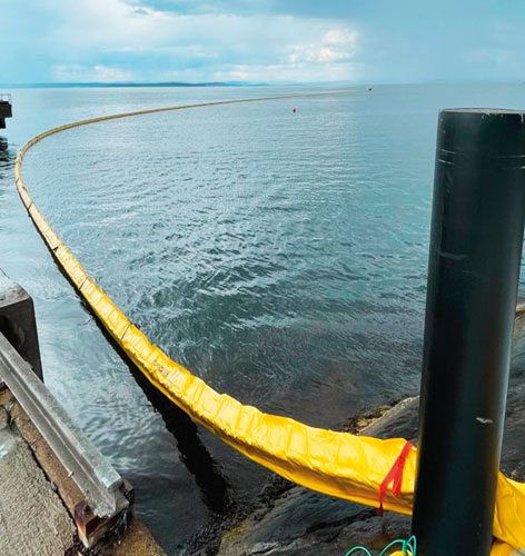 Barrages Flottants Auto Gonflables Barrages flottants de confinement auto-gonflables pour pollutions maritimes
